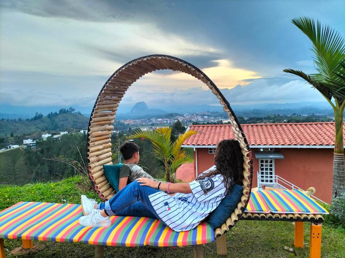 Отель El Mirador De Guatape 2 Экстерьер фото