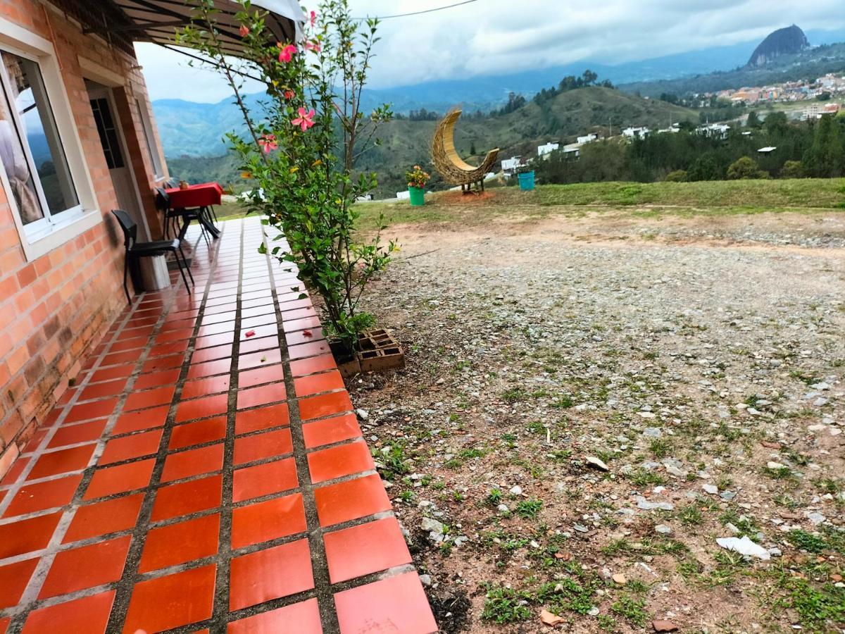 Отель El Mirador De Guatape 2 Экстерьер фото
